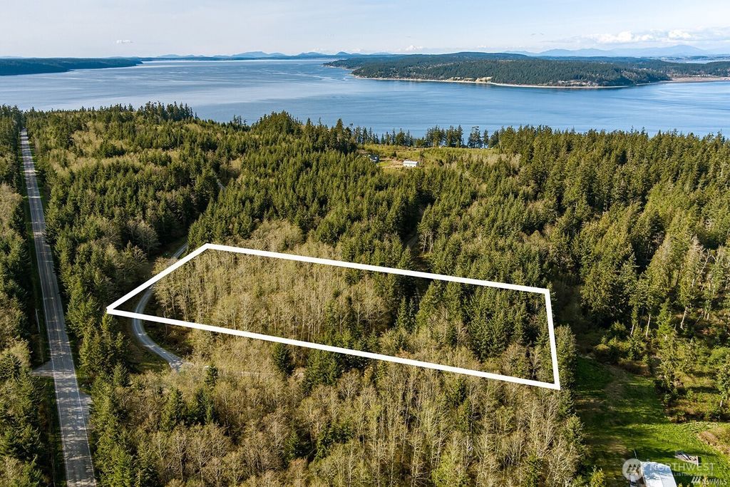 Photo of 16 Water View Drive, Langley, WA 98260 (MLS # 2464926)