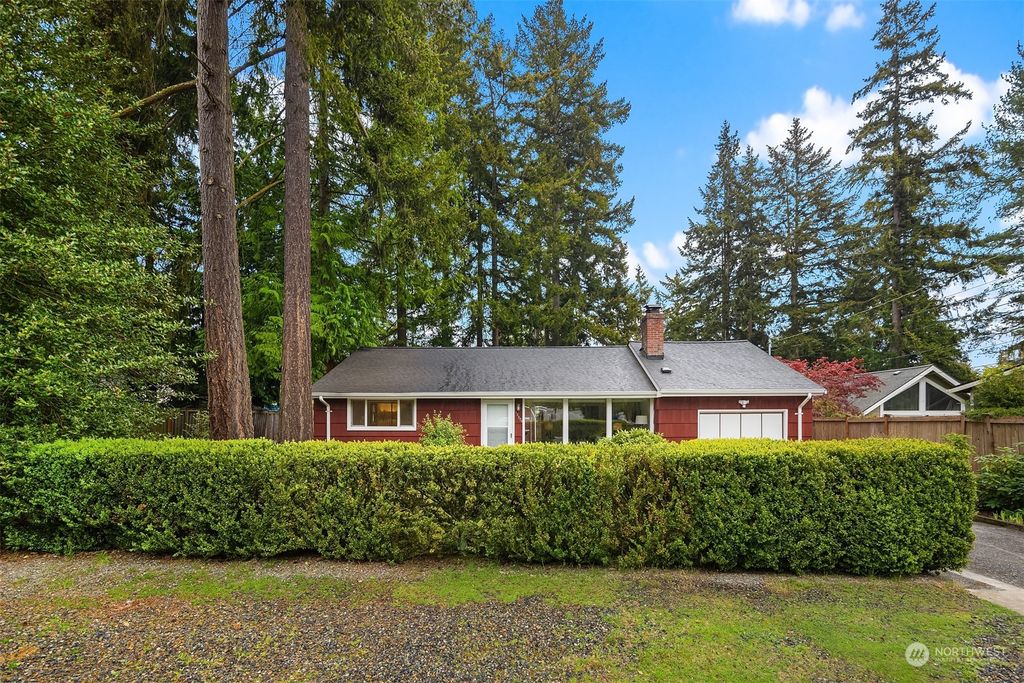 Photo of 12320 8th Avenue NE, Seattle, WA 98125 (MLS # 2227778)