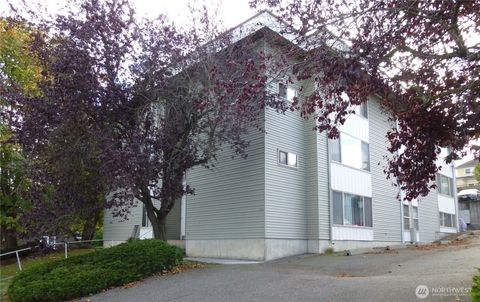 Photo of 3326 Lombard Avenue #1, Everett, WA 98201 (MLS # 2523458)
