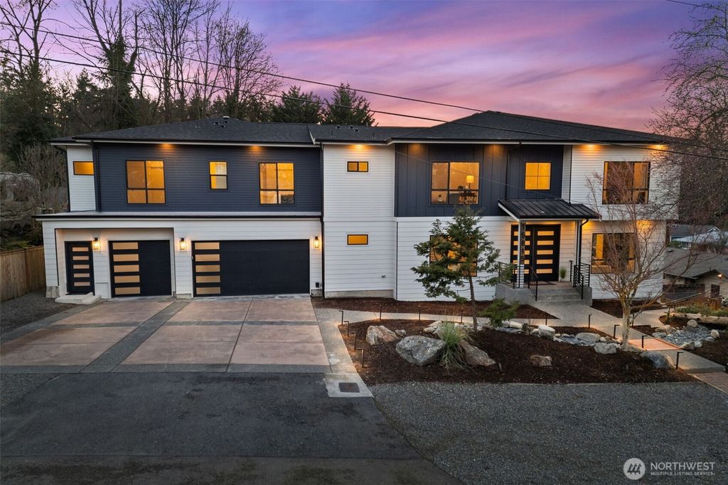 Photo of 15815 47th Avenue S, Tukwila, WA 98188 (MLS # 2522603)