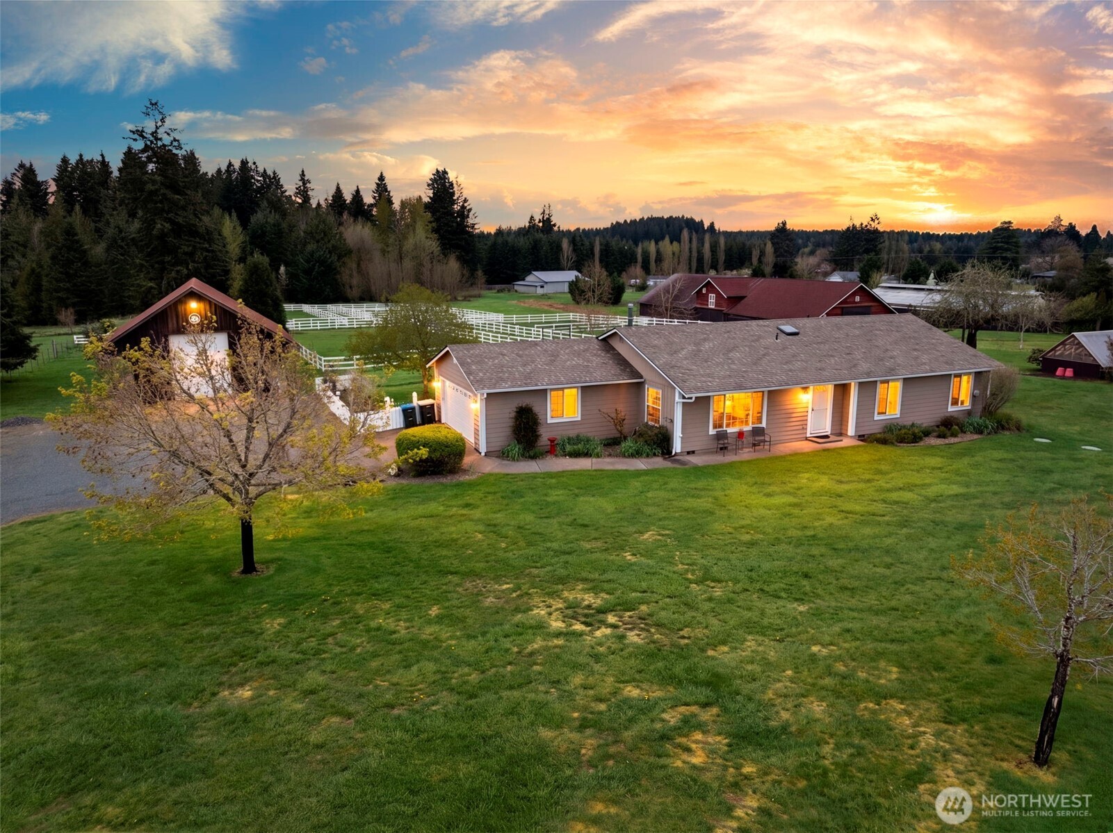 689 Rhoades Road