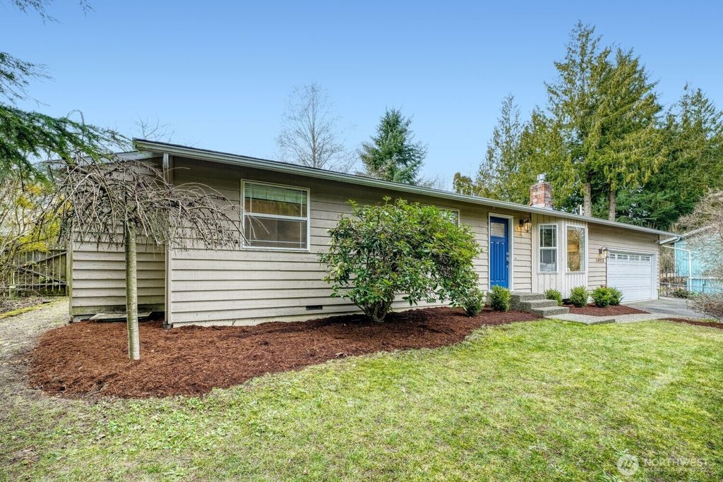 Photo of 16928 17th Avenue SE, Bothell, WA 98012 (MLS # 2472715)