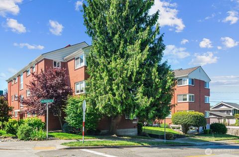 Photo of 4407 SW Alaska Street #11, Seattle, WA 98116 (MLS # 2530805)