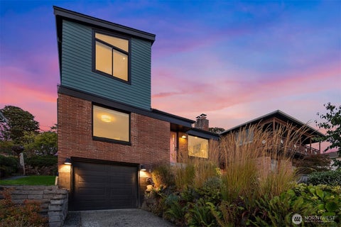 Photo of 4002 12th Avenue S, Seattle, WA 98108 (MLS # 2586766)