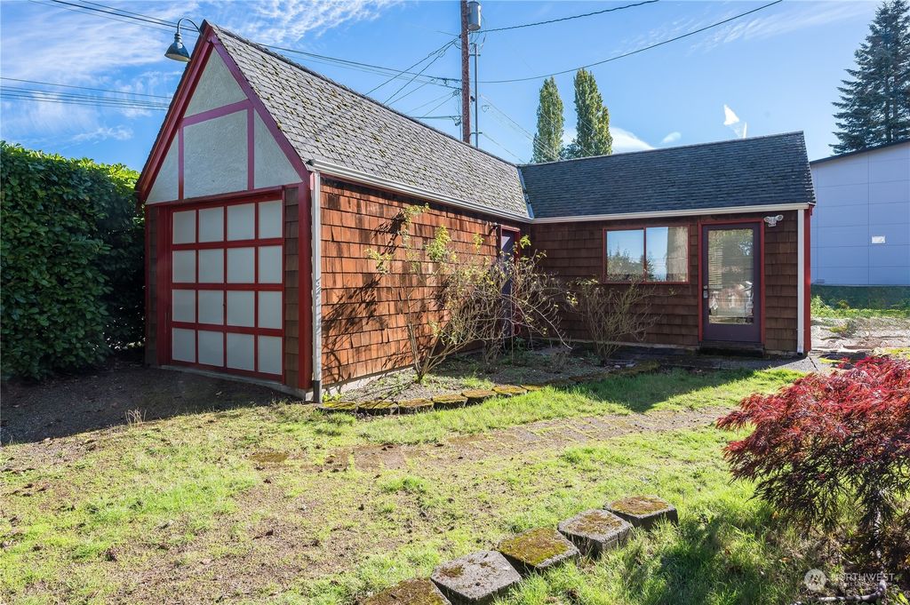 Photo of 3439 S 164th Street, SeaTac, WA 98188 (MLS # 2172690)