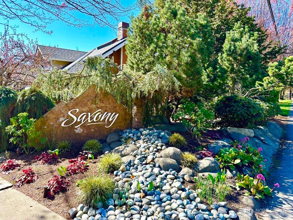 Photo of 515 225th Place NE #33, Sammamish, WA 98074 (MLS # 2517031)