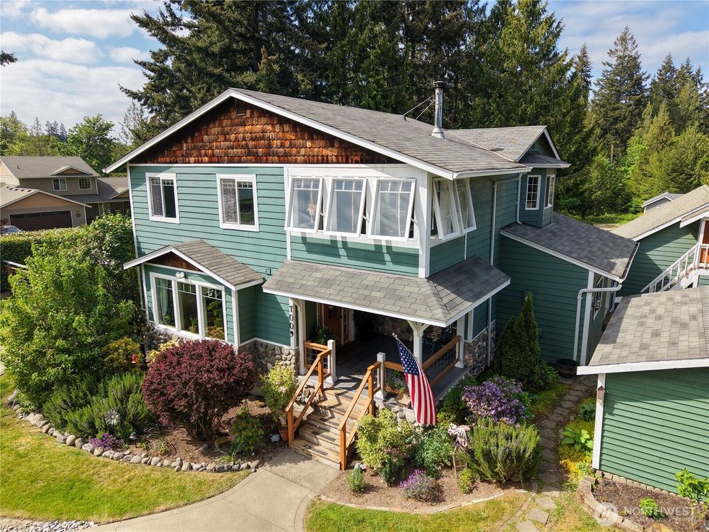 Photo of 7009 E Dakota Street, Port Orchard, WA 98366 (MLS # 2519596)