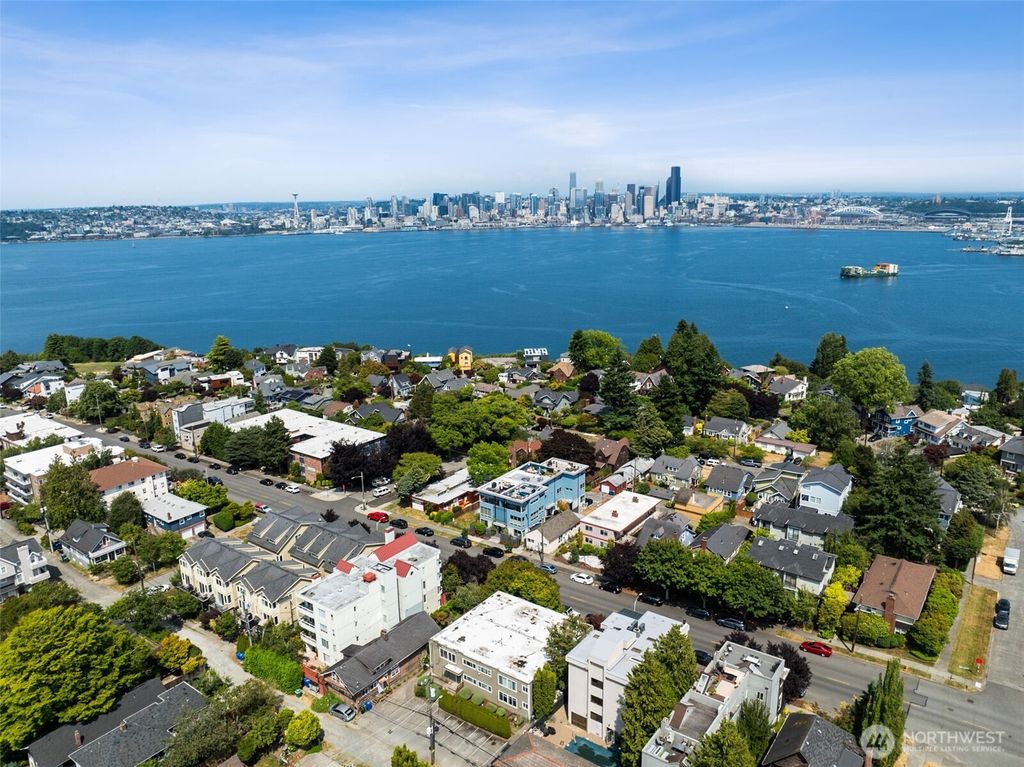 Photo of 1613 California Avenue SW #101, Seattle, WA 98116 (MLS # 2402275)