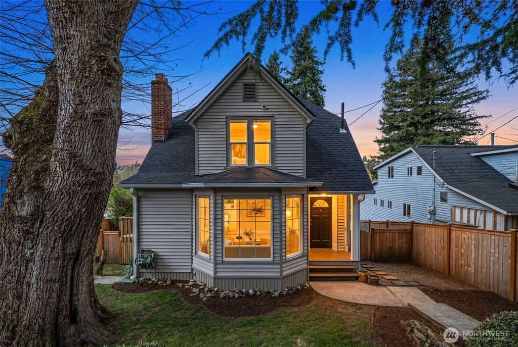 Photo of 3019 31st Ave Ave W, Seattle, WA 98199 (MLS # 2502600)