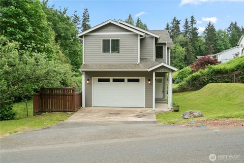 Photo of 7270 E Grandview Street, Port Orchard, WA 98366 (MLS # 2522556)
