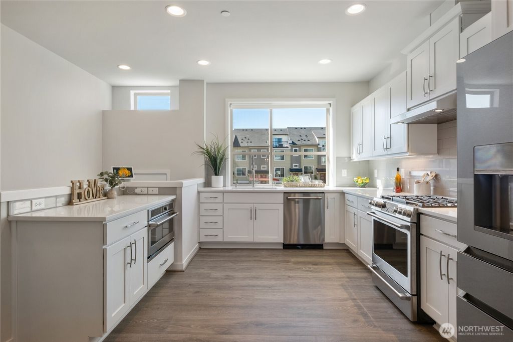 Photo of 1088 6th Avenue NE #18.6, Issaquah, WA 98029 (MLS # 2434450)