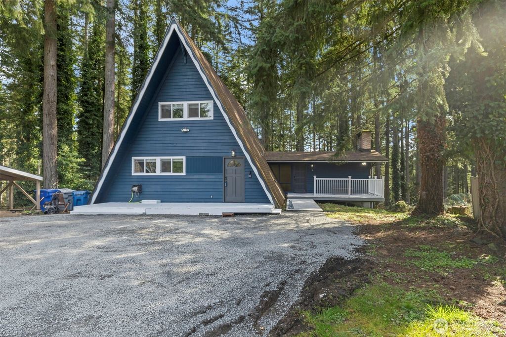 Photo of 17815 SE 144th Street, Renton, WA 98059 (MLS # 2373339)