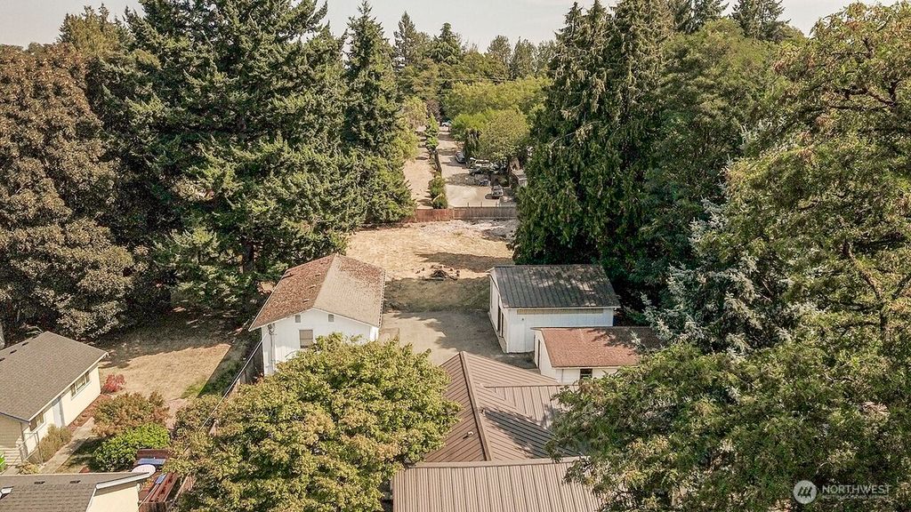 Photo of 12048 10th Avenue S, Burien, WA 98168 (MLS # 2417413)