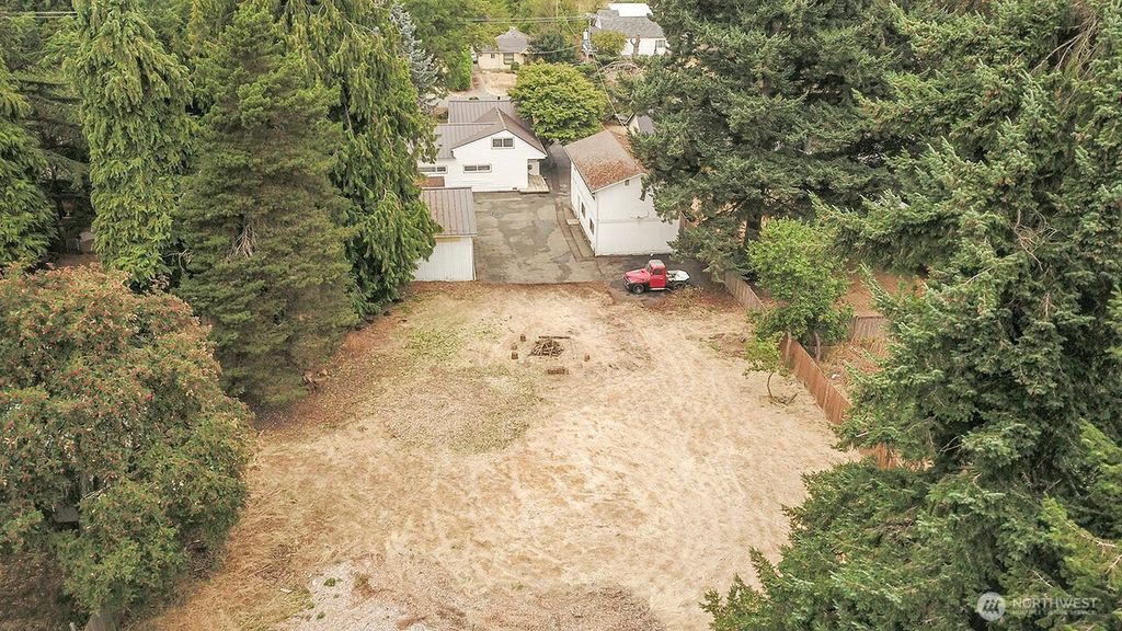 Photo of 12048 10th Avenue S, Burien, WA 98168 (MLS # 2417413)
