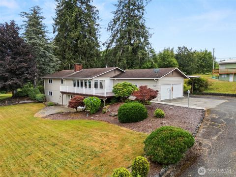Photo of 932 Minnesota Street, South Bend, WA 98586 (MLS # 2406267)