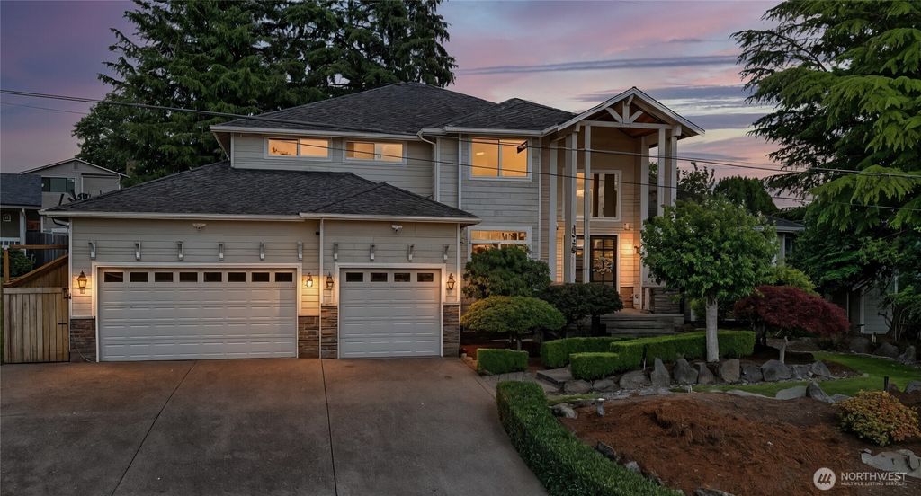 Photo of 23728 135th Place SE, Kent, WA 98042 (MLS # 2420174)