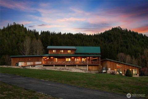 Photo of 18495 Camp 12 Road, Leavenworth, WA 98826 (MLS # 2537971)