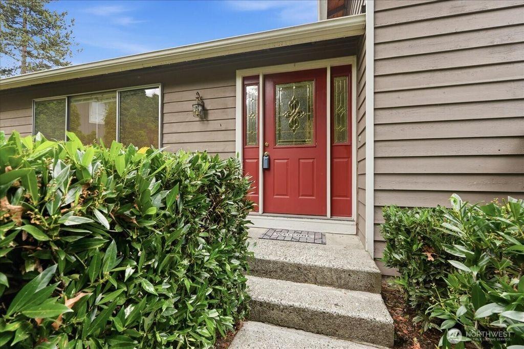 Photo of 14314 130th Place NE, Kirkland, WA 98034 (MLS # 2537028)