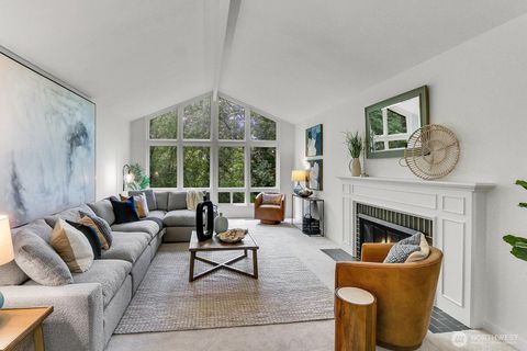 Photo of 8817 NE 124th Street, Kirkland, WA 98034 (MLS # 2530748)