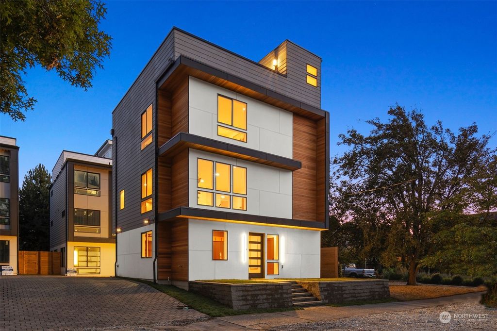 Photo of 831 NW 53rd Street, Seattle, WA 98107 (MLS # 2167438)