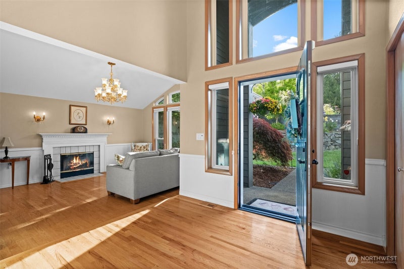 1860 Overview Drive NE
