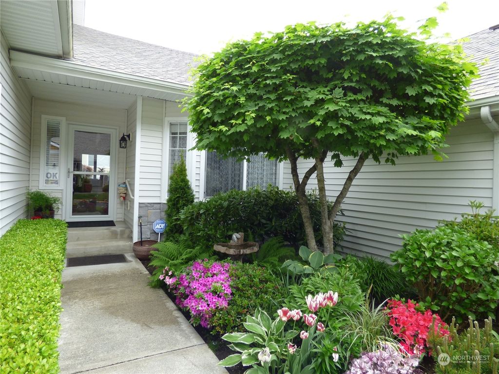 Photo of 31835 48th Circle SW #9-B, Federal Way, WA 98023 (MLS # 2147611)