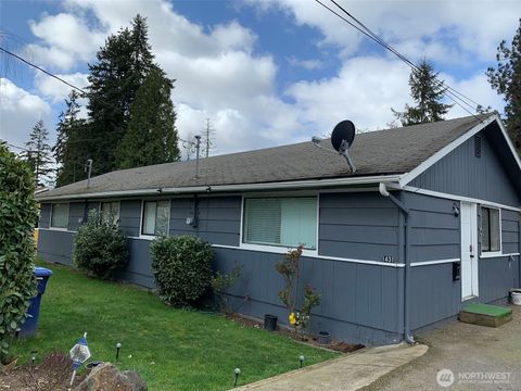 Photo of 1429 Kirkland Avenue NE, Renton, WA 98056 (MLS # 2453170)