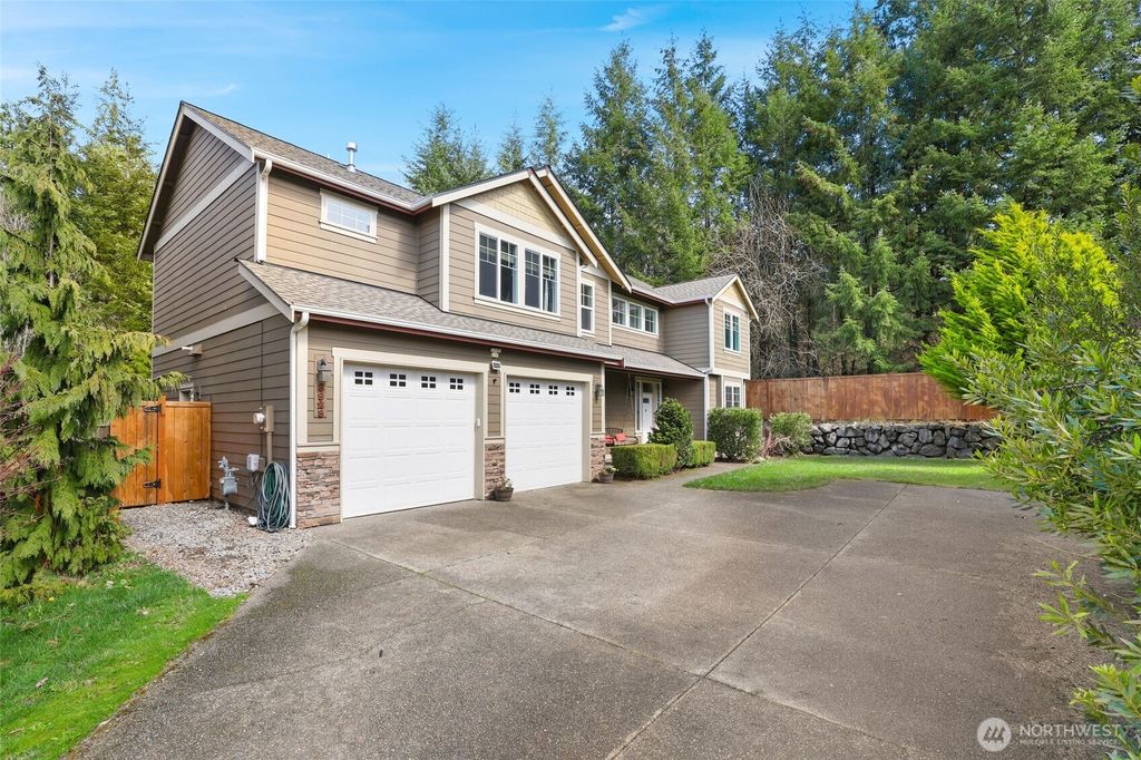 Photo of 8928 28th Way SE, Olympia, WA 98513 (MLS # 2467067)