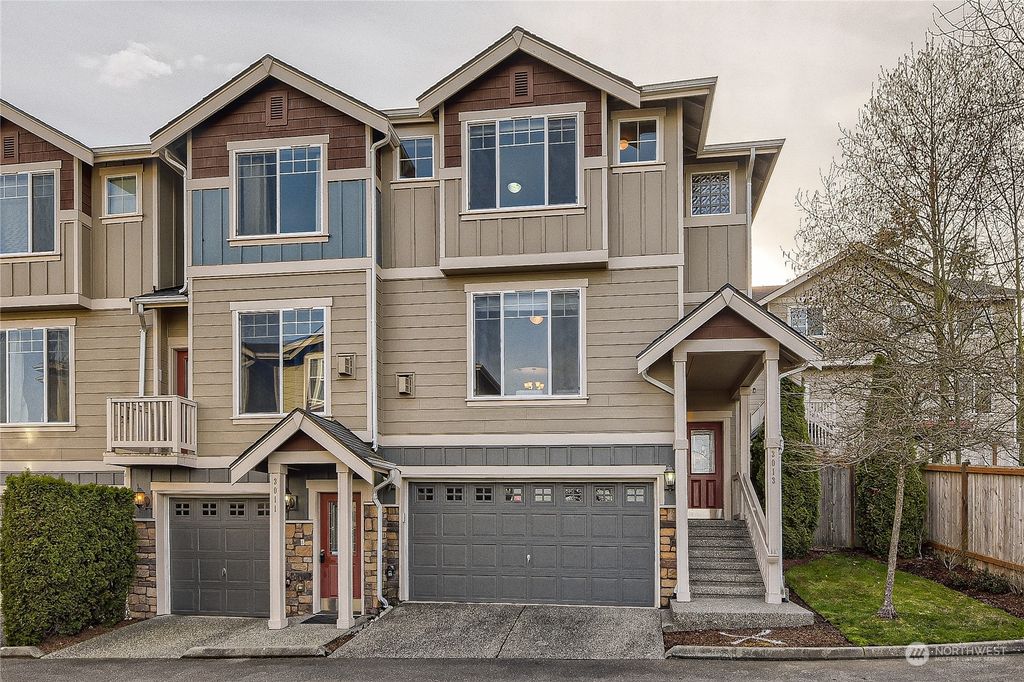 Photo of 3013 Belmonte Lane, Everett, WA 98201 (MLS # 2053184)