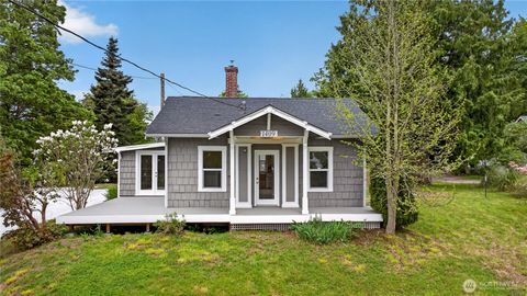 Photo of 1409 E Dallman Road, Camano Island, WA 98282 (MLS # 2522734)