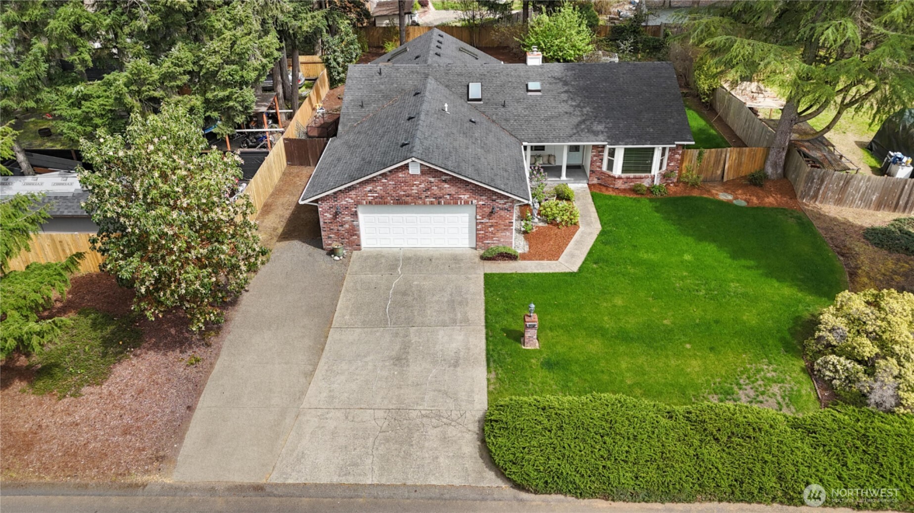 408 Stonewood Drive SE
