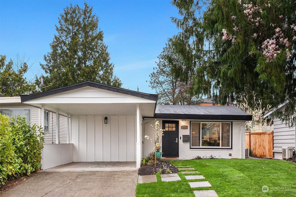 Photo of 3222 22nd Avenue S, Seattle, WA 98144 (MLS # 2214305)