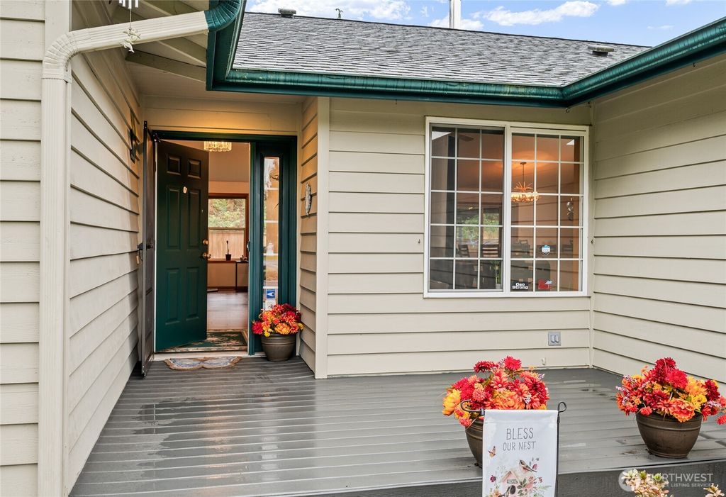 Photo of 21211 89th Avenue NE, Arlington, WA 98223 (MLS # 2472483)