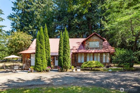 Photo of 44682 Concrete Sauk Valley Road, Concrete, WA 98237 (MLS # 2412623) Photo of 44682 Concrete Sauk Valley Road, Concrete, WA 98237 (MLS # 2412623)