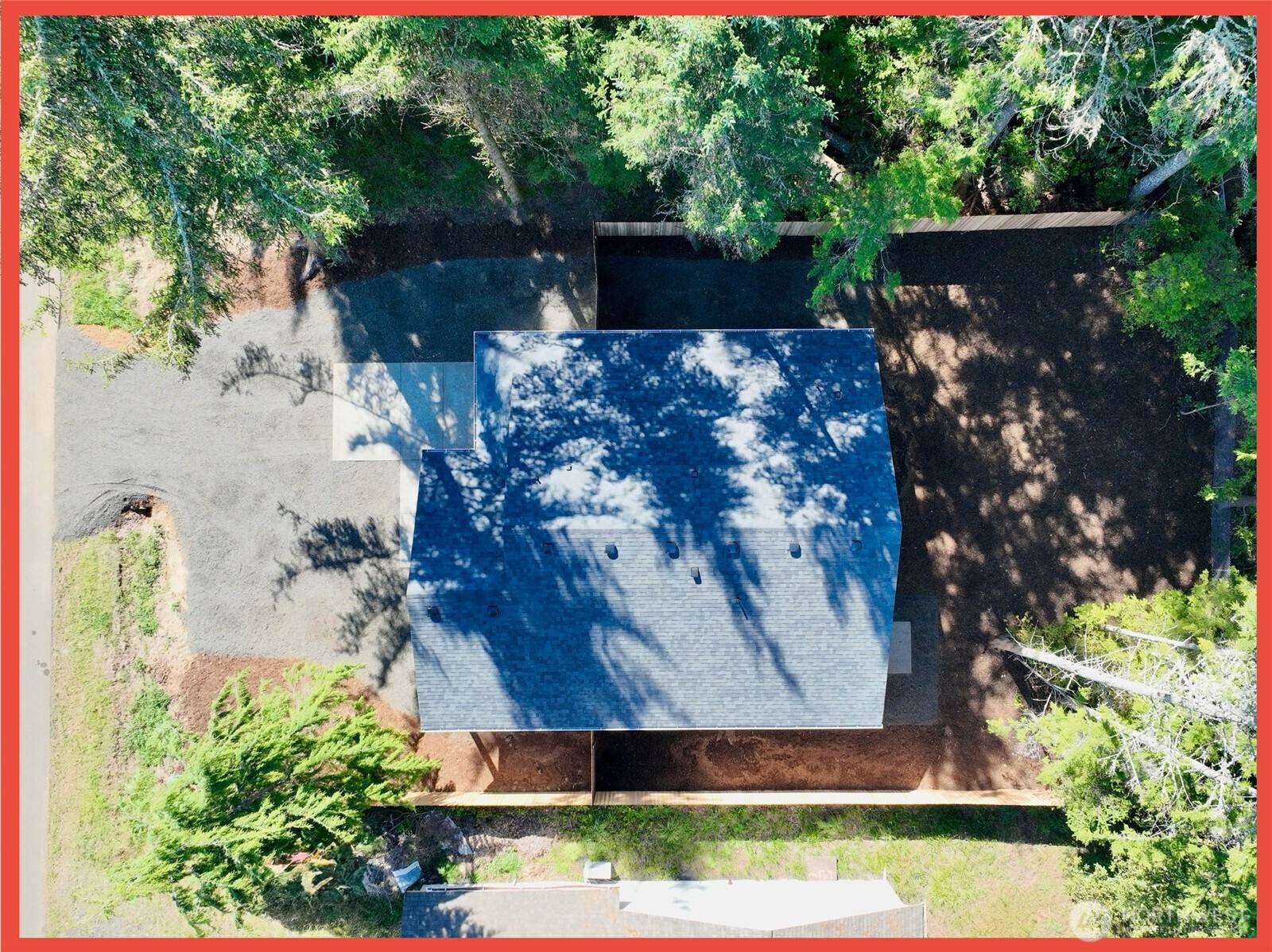 611 Weatherwax Loop NE