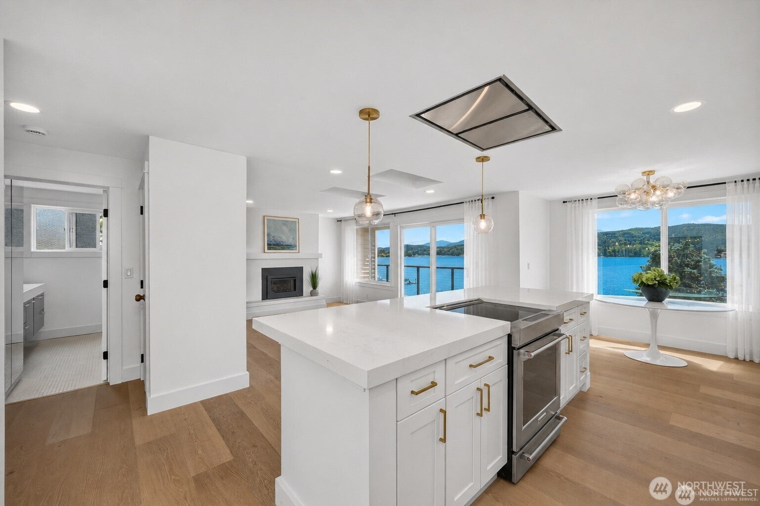 610 Northshore Drive 6121