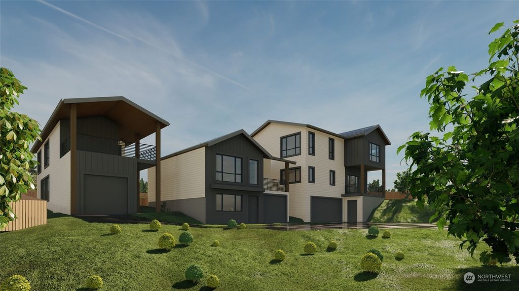 Photo of 10046 Ravenna Avenue NE #C, Seattle, WA 98125 (MLS # 2033863)