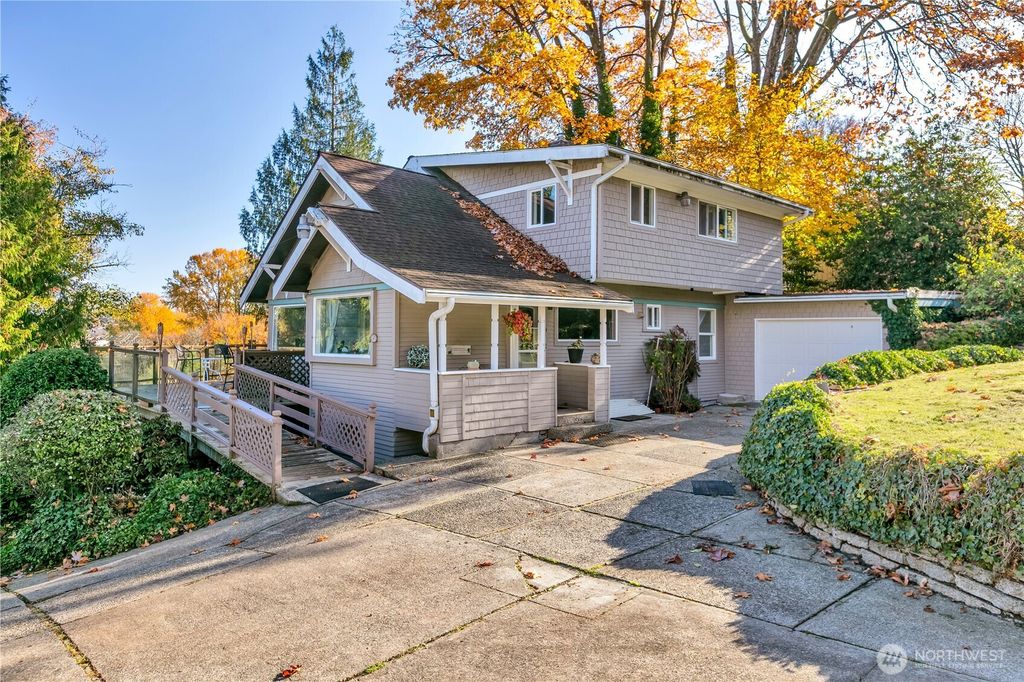 Photo of 10021 16th Avenue S, Seattle, WA 98168 (MLS # 2454305)