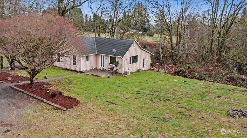 Photo of 6428 76th Street SE, Snohomish, WA 98290 (MLS # 2031672)