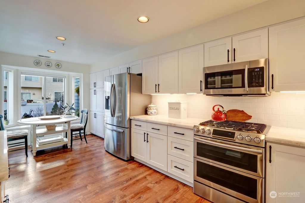 Photo of 3656 224th Place SE, Issaquah, WA 98029 (MLS # 2023158)