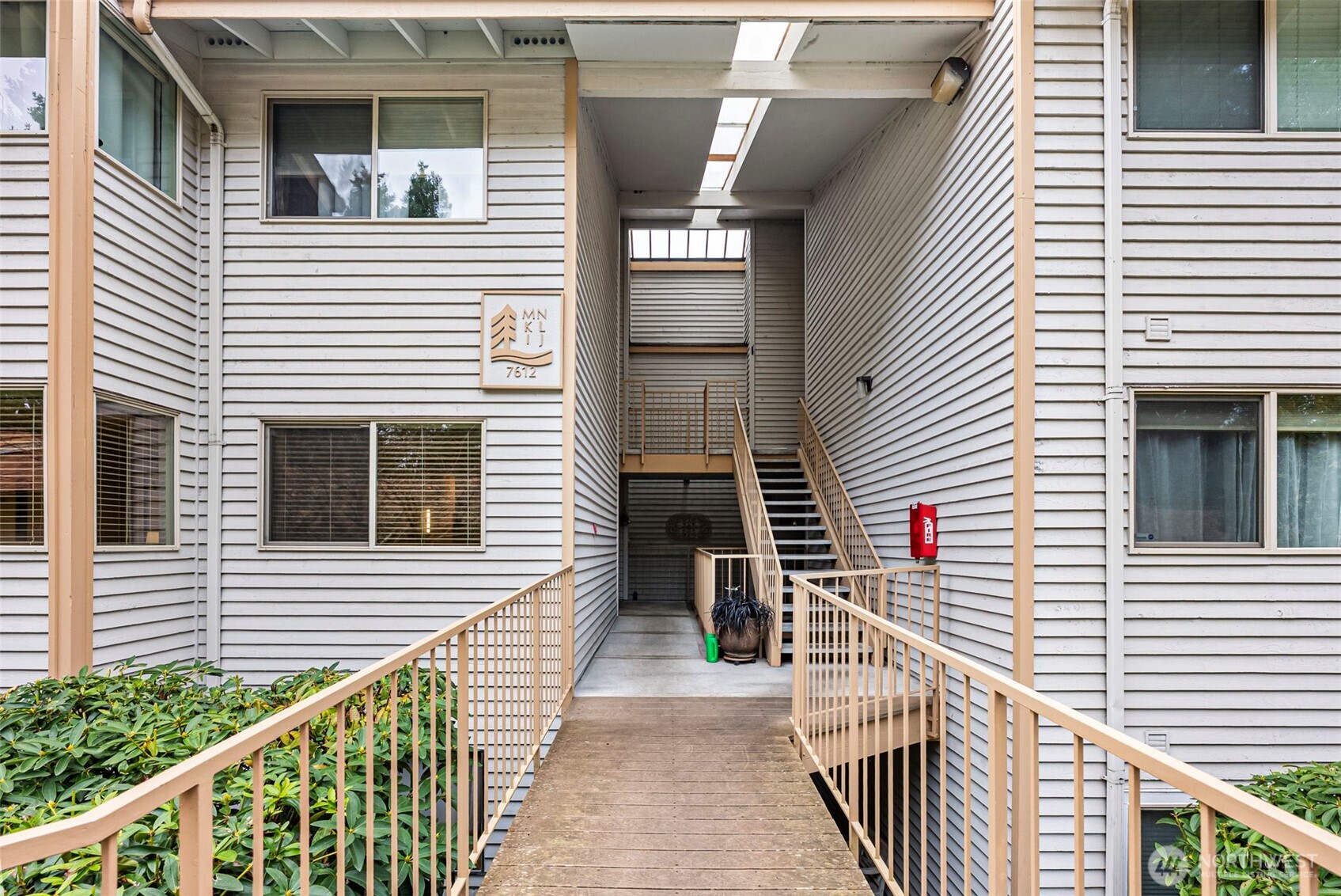 7612 37th Street W K1