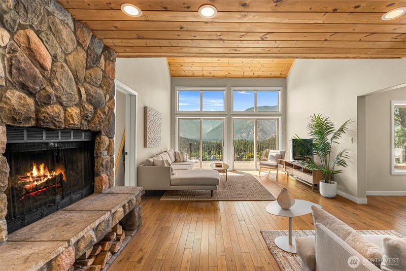 10460 Fox Road