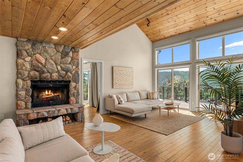 10460 Fox Road