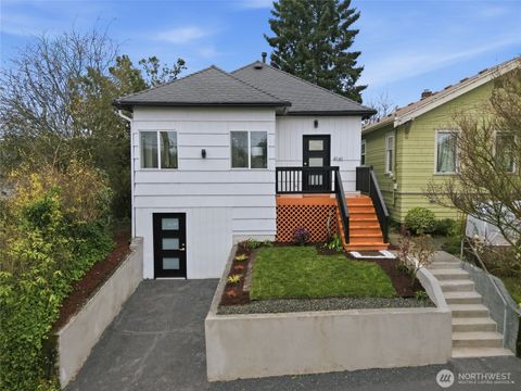 Photo of 4161 41st Avenue S, Seattle, WA 98118 (MLS # 2495089)