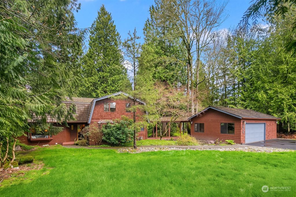 Photo of 20710 SE 24th Street, Sammamish, WA 98075 (MLS # 2167534)