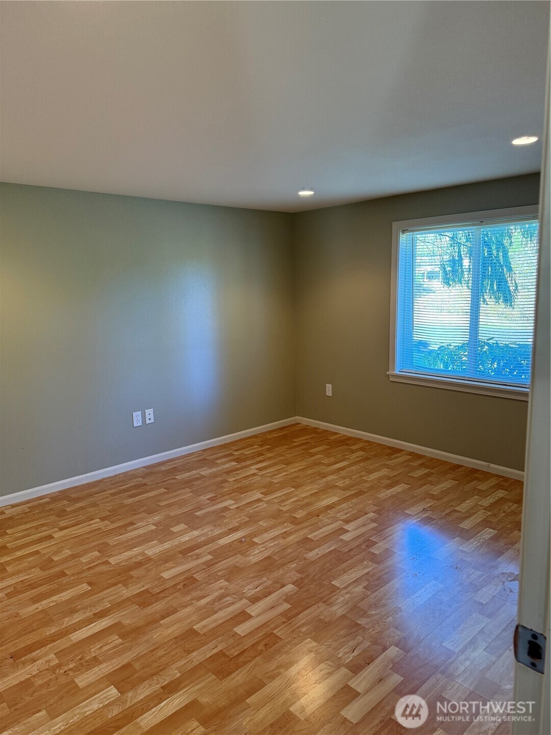 27111 N Place