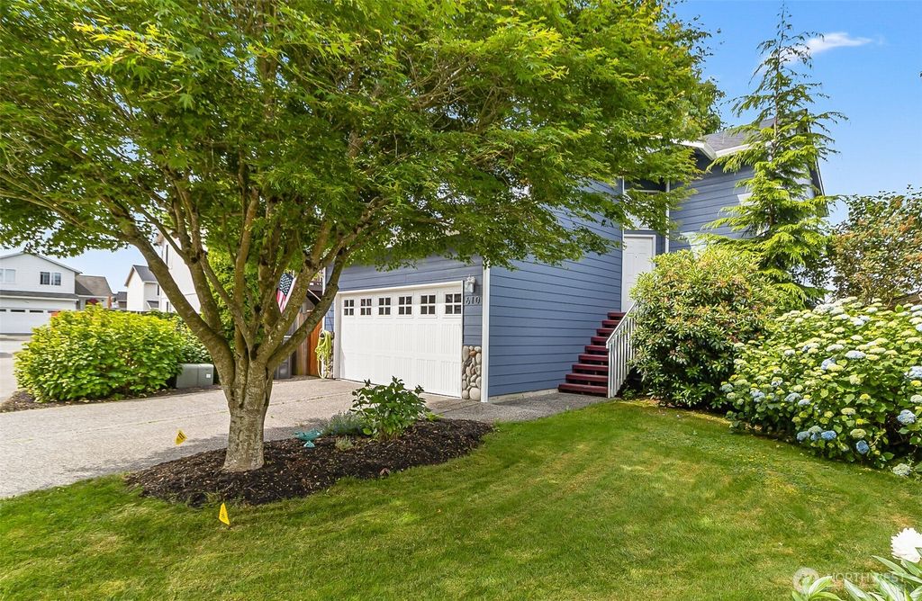 Photo of 610 84th Avenue SE, Lake Stevens, WA 98258 (MLS # 2390968)