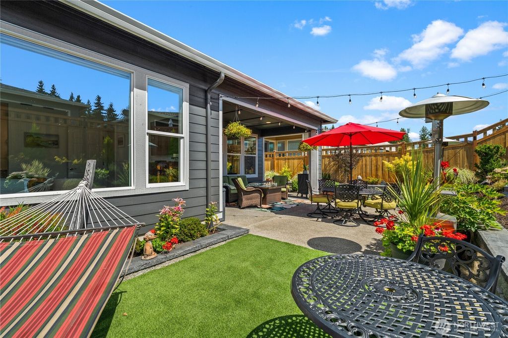 Photo of 15215 182nd Avenue E, Bonney Lake, WA 98391 (MLS # 2518968)