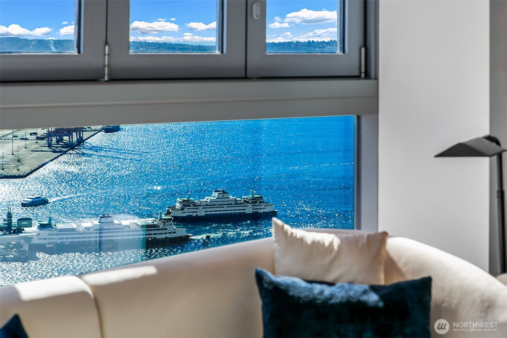 1521 2nd Avenue 3801