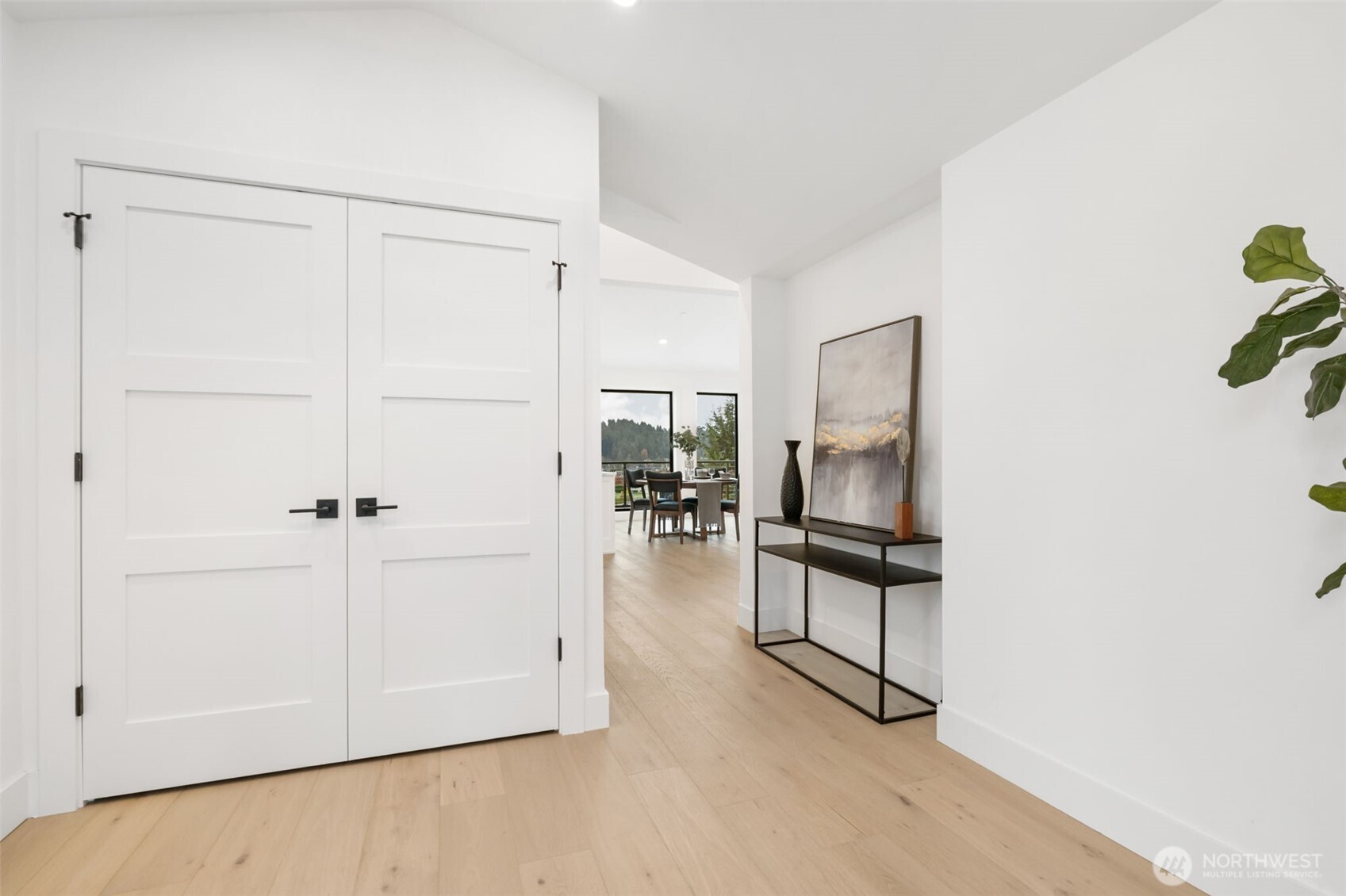 8307 Bayridge Avenue